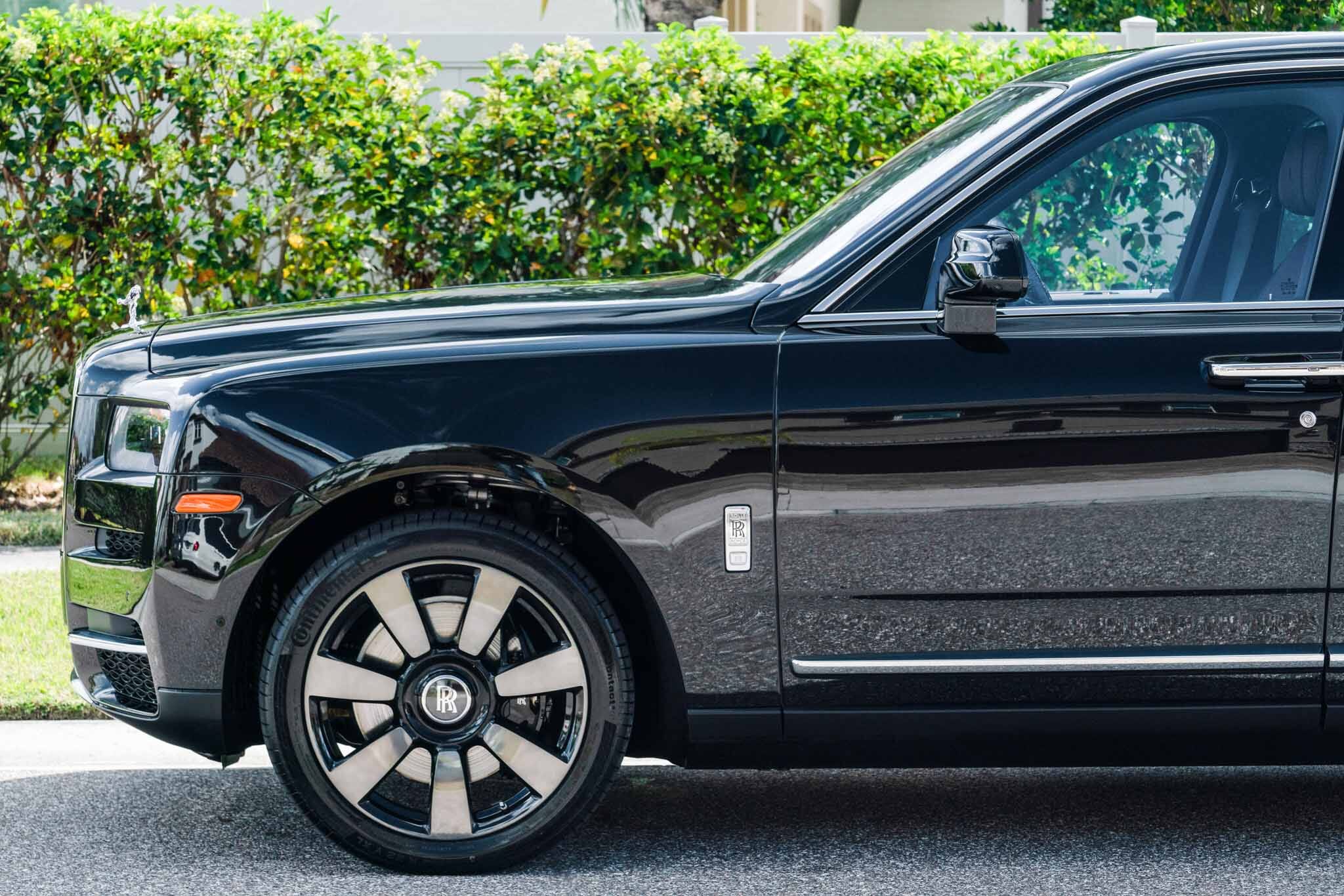2022 Rolls-Royce Cullinan Starlight SUV for Sale | Exotic Car